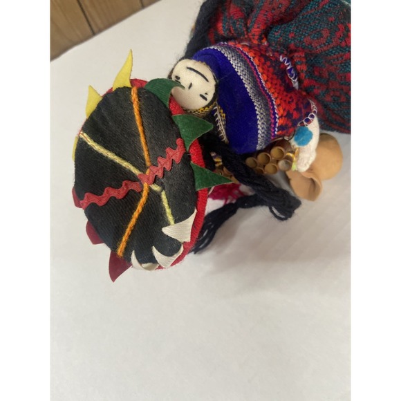 Vintage Embroidered Peruvian Folk Art Doll Handmade with 2Babies & Panpipes - Picture 11 of 16